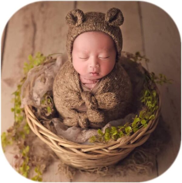 51rUlQCwAZL._AC_SL1001 Vemonllas Newborn Baby Boy Girl Photography Props Bow Wrap, Posing Aid, Hat and Blanket Set of 4 Pcs